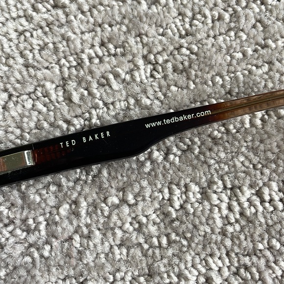 Ted Baker eyeglass frames with case - Picture 3 of 10